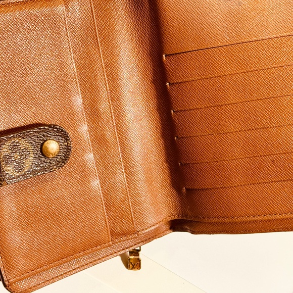 Louis Vuitton Brown Monogram Porto de paper - Picture 10 of 15